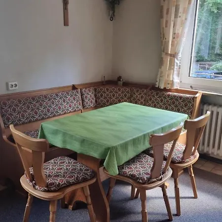 Nette, Ruhige Fuer 4 Personen Eltmann